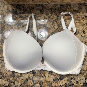 Victoria’s Secret Dream Angels push-up bra